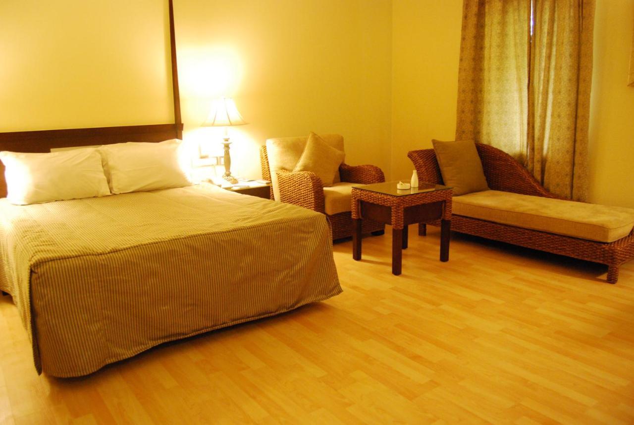 Hotel Hassan Ashok Habitación foto